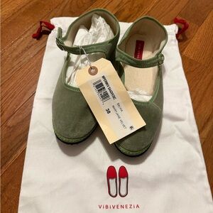 ViBi Venezia Sage Green Women's Mary Jane Flats